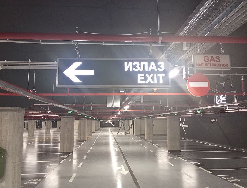 Prikaz - Svetlosna signalizacija